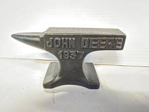 lot 80 image: John Deere Metal Anvil 4  Inch Wide