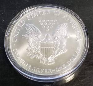 1996 AMERICAN SILVER EAGLE 1 TROY OZ .999 FINE SILVER IN AIRTITE