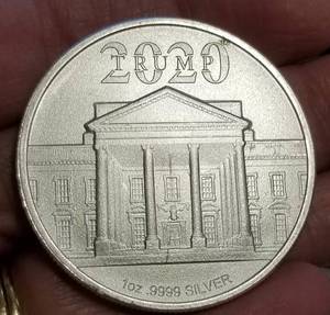 1 TROY OZ .999 FINE SILVER 2020 TRUMP ROUND