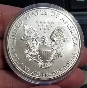 2018 AMERICAN SILVER EAGLE 1 TROY OZ .999 FINE SILVER IN AIRTITE