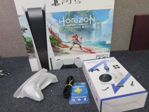 LB-Sony PlayStation 5 Console Bundl...