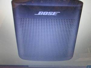 LB- Bose SoundLink Color II Portabl...