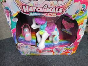 Hatchimals Interactive Unicorn open...