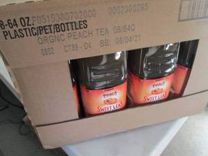 8- 64 oz Bottles Peach Sweet Leaf S...
