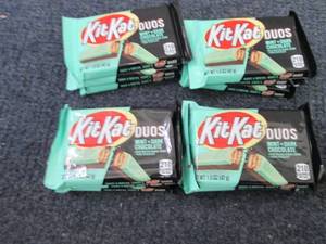 12- 1.5 oz Kit Kat Duos Bars...
