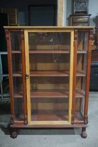 display cabinet
