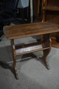 magazine rack table