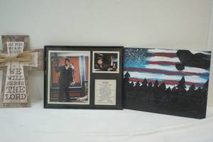 cross sign , framed Scarface