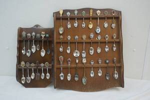 souvenir spoon display rack