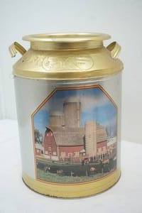 barn popcorn tin