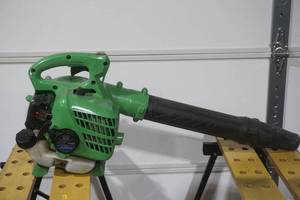 Hitachi leaf blower