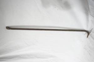 wrecking bar