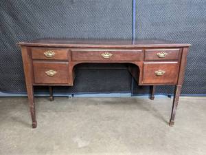 lot 200 image: Elegant Vintage Bombay Company Wooden Writing Desk X