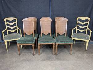 lot 196 image: Set of (6) Dining Room Chairs & (2) Captain Chairs X