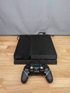 lot 10A image: Sony PlayStation 4 PS4 Console with Controller F