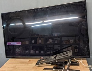 lot 110 image: LG 55 Television Model 55LN5200-UB with Wall Mount  F