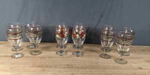lot 142 image: Set of 12 Water Goblets Holiday Berry by Royal Norfolk & Poinsettias by Libbey M