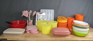 lot 152 image: A Variety of Kitchen Items Including Pot Holders, Utensils, Tubberware Bowls and Lids and More  M