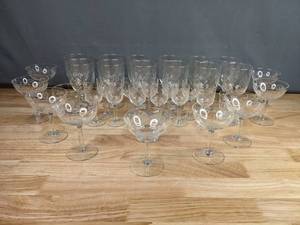 lot 177 image: A Collection of 35 Drinking Glasses and Stemmed Glasses  M