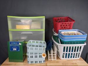 lot 253 image: Sterilite 3-Drawer Plastic Organizer, Storage School SuppliesPhoto Storage Box, Rubbermaid and Sterilite Storage Bins, Baskets and More M