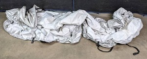 lot 30 image: 16 Ft. Classic Boat Cover E