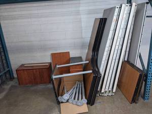 lot 32 image: Cubicle Assortment Lot Walls, Desk Top, Cabinet Etc. E