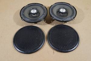 2 Pioneer 6.5 Car Speakers