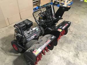 Lot of Salvage Snowblowers for Parts review pictures customer returns