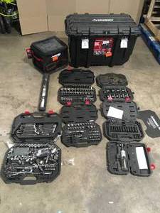 Pallet of assorted Husky mechanic tools and accessories review pictures