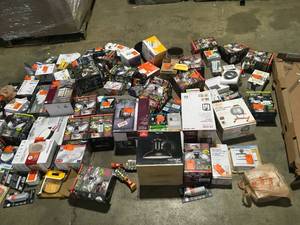 Lot of assorted Lighting and accesories various models and conditions customer returns see pictures