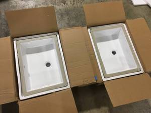 lot 9 image: Lot of 2 Ceramic Sinks customer returns review pictures