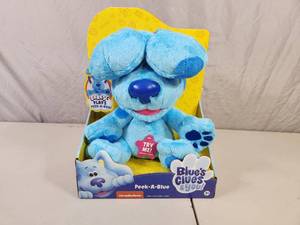 New Blues Clues Peek A Blue Dog