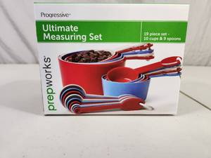 New 19 Piece Ultimate Measuring Set