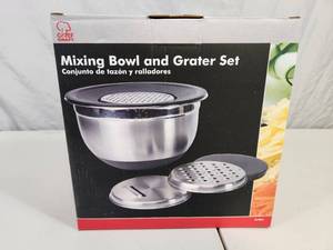 New 6 Piece Mixing Bowl and Grater Set