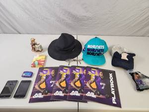4 Jared Allen Ring of Honor Playbooks, Ipods, and More