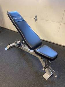 BODY-SOLID Adjustable FlatInclineDecline Bench