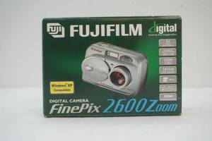 Fujifilm digital firepit 2600 zoom camera