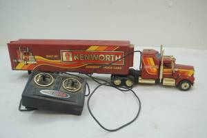 Kenworth semi