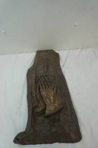 praying hands wall decor