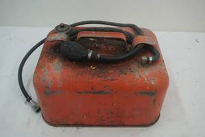 lot 8 image: boat gas tank