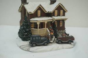 lot 76 image: Terry Redlin Heartland Village