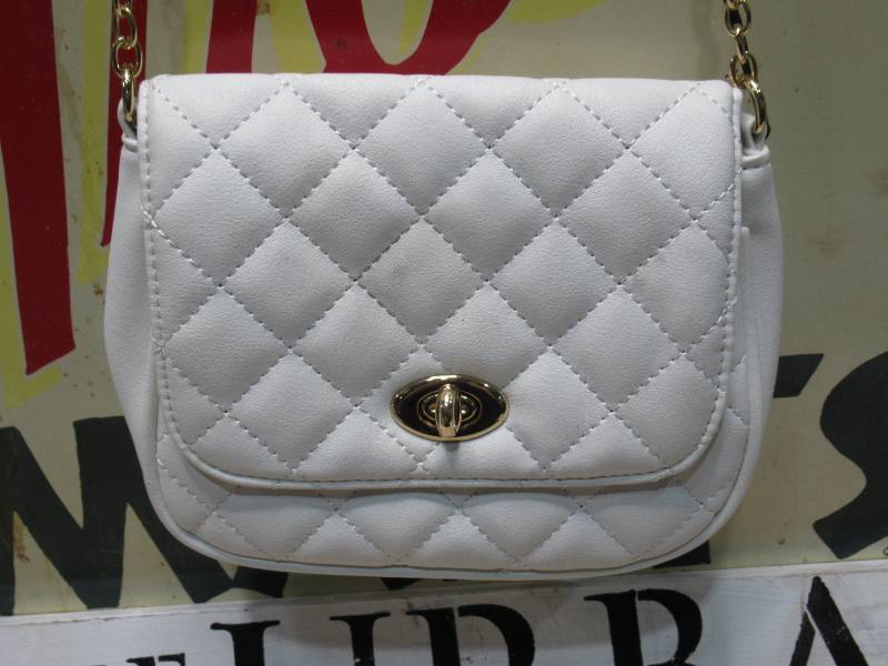 lot 74 image: White Purse with Gold Strap