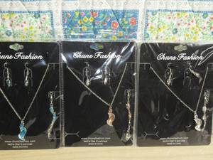 lot 57 image: Chuns Fashion Jewelry, 3 Sets