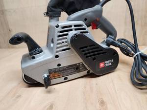 lot 27 image: Porter Cable Model 362 4 x 24 Belt Sander with Dust Collector