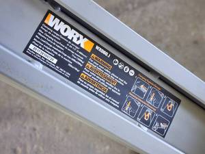 lot 61 image: Worx Portable Clamping Jawhorse Work Station
