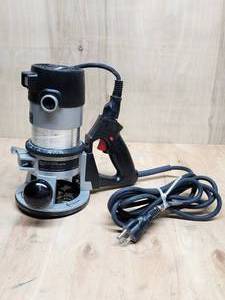 lot 41 image: Porter Cable Heavy Duty Router Model #691
