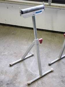 lot 87 image: (2) Adjustable Board Feeder Stands