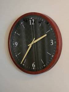 lot 242 image: Battery Operated Office Wall Clock