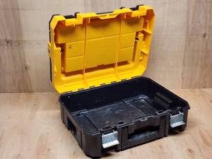 lot 178 image: DeWalt Storage Organizer