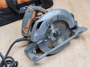 lot 177 image: Ridgid Electric Circular Saw